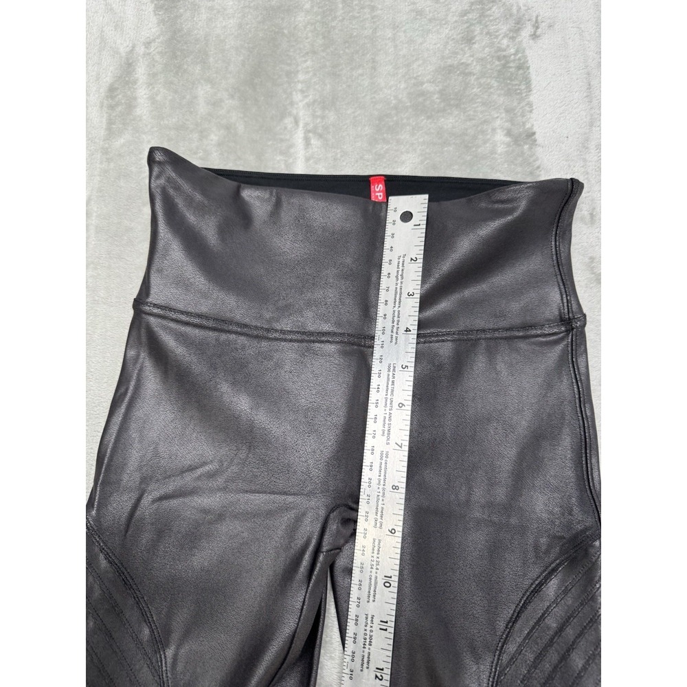 Spanx Faux Leather Moto Leggings Womens Small Petite PS Black Biker Pants Ribbed - Picture 4 of 7